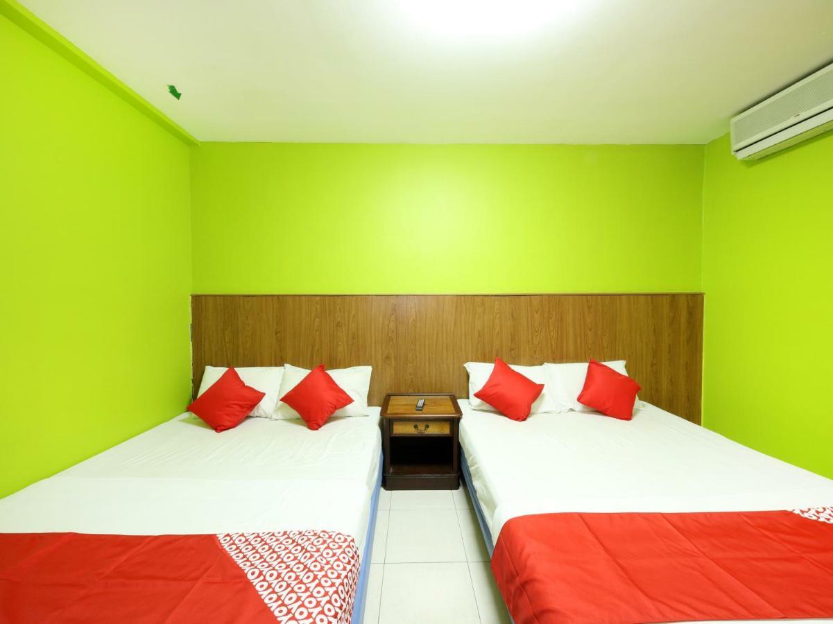โอโย 434 มาร์เบลลา โฮเต็ล Hotel ยะโฮร์บาห์รู ภายนอก รูปภาพ
