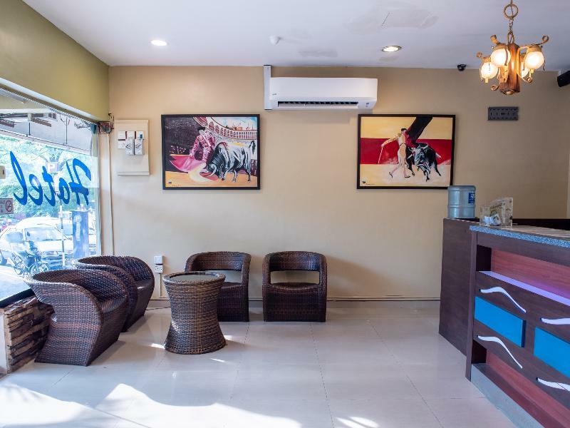 โอโย 434 มาร์เบลลา โฮเต็ล Hotel ยะโฮร์บาห์รู ภายนอก รูปภาพ