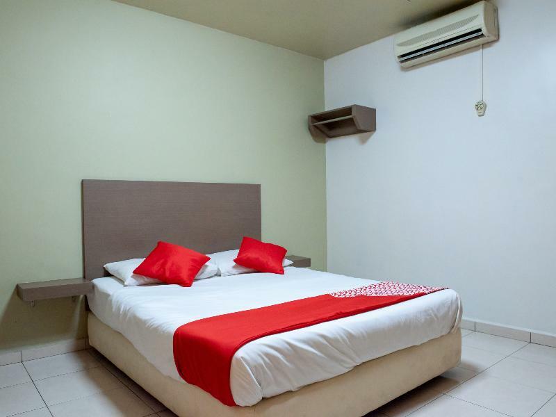 โอโย 434 มาร์เบลลา โฮเต็ล Hotel ยะโฮร์บาห์รู ภายนอก รูปภาพ