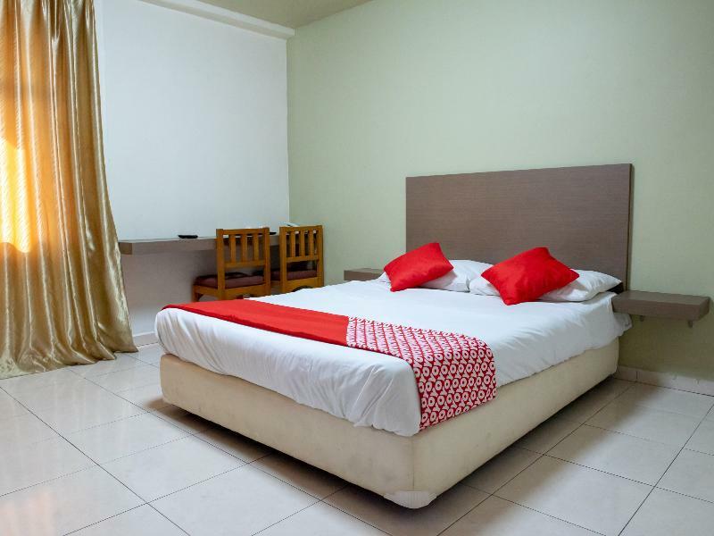 โอโย 434 มาร์เบลลา โฮเต็ล Hotel ยะโฮร์บาห์รู ภายนอก รูปภาพ