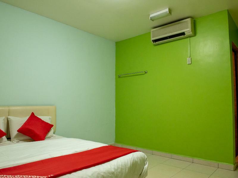 โอโย 434 มาร์เบลลา โฮเต็ล Hotel ยะโฮร์บาห์รู ภายนอก รูปภาพ