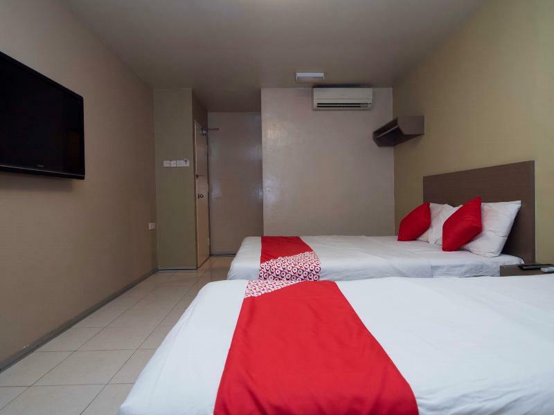 โอโย 434 มาร์เบลลา โฮเต็ล Hotel ยะโฮร์บาห์รู ภายนอก รูปภาพ
